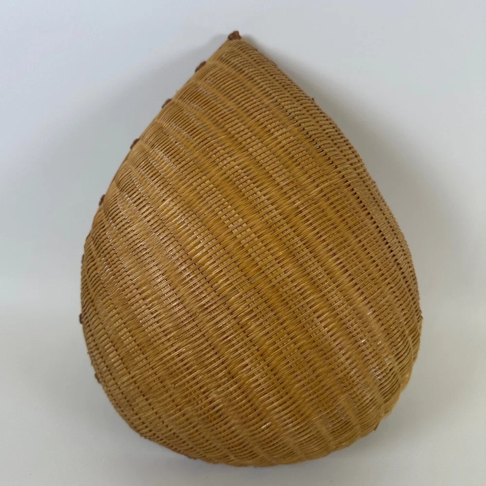 VTG Teardrop Shaped Wicker Woven Basket Decorative Curved Boho Rain‎ Drop